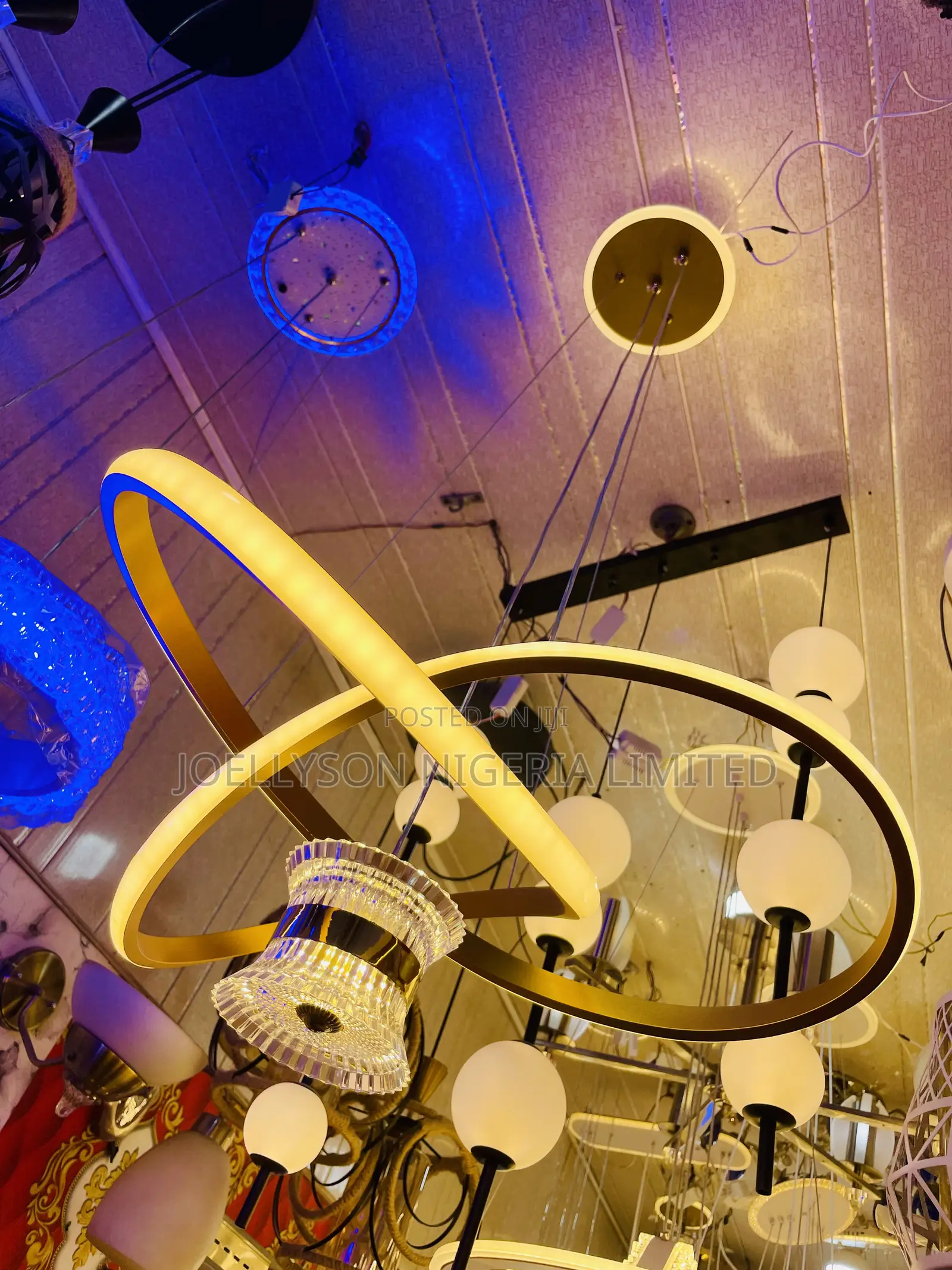 Twist Led Chandelier