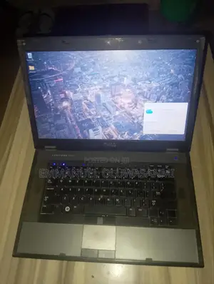 Laptop Dell Latitude E5510 6GB Intel Core i5 HDD+SSD 320GB