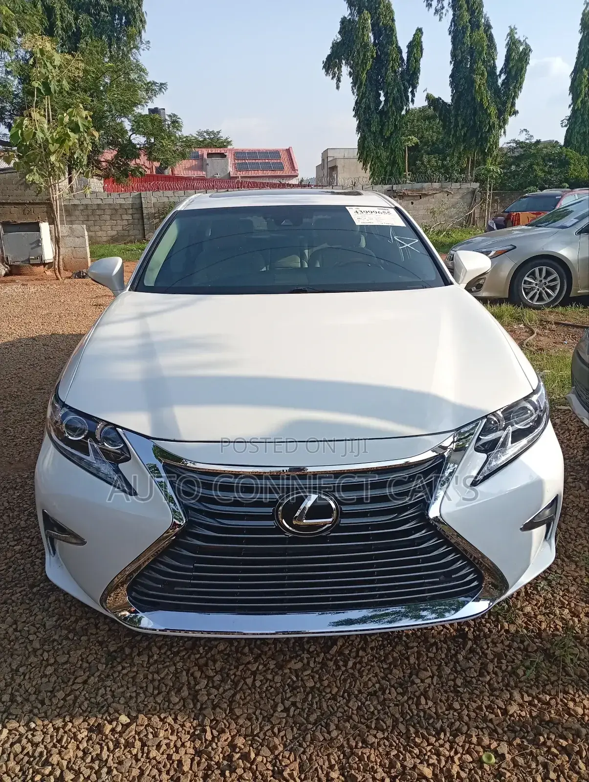Lexus ES 350 FWD 2016 White