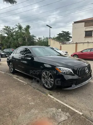 Mercedes-Benz C300 2019 Black