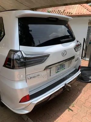 Lexus LX 2021 White