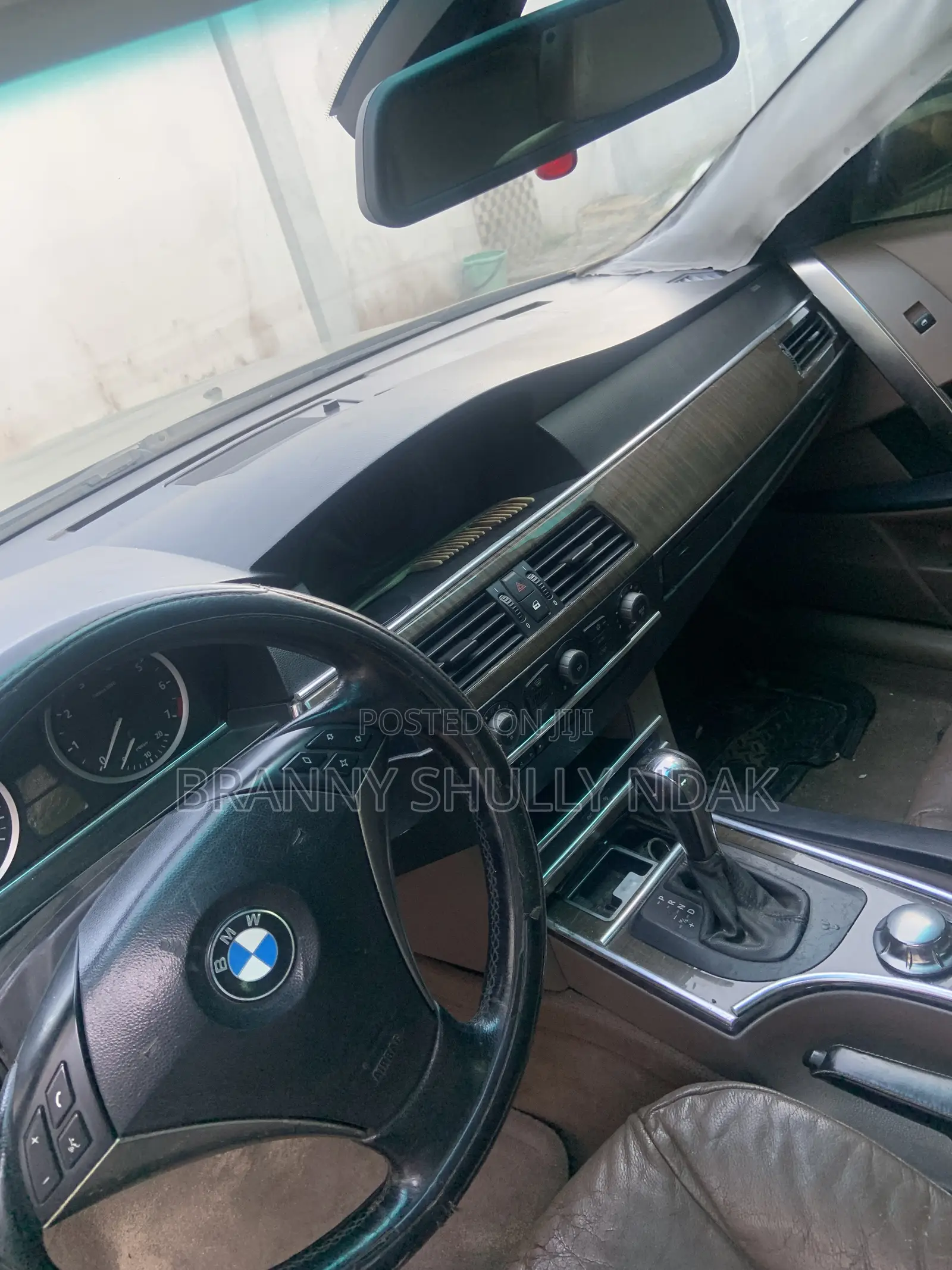 BMW 545i 2002 Gold
