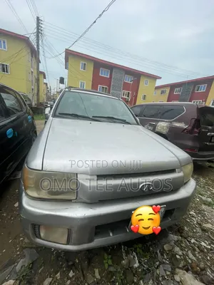 Infiniti QX4 2003 Silver