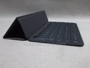 Apple Smart Keyboard for iPad Pro 9.7/10.5"/ iPad 7 8 9/Air 3rd Gen
