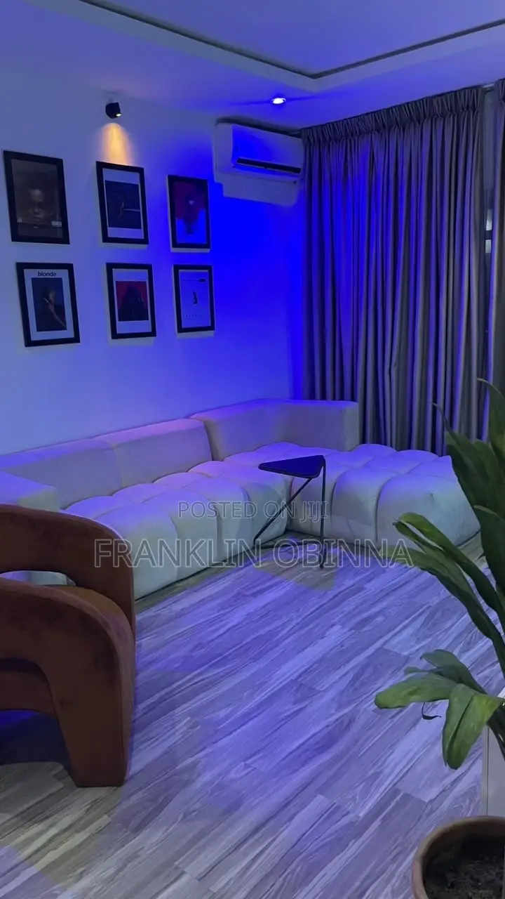 5 Seater L Shaped Couch