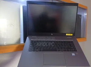 Laptop HP ZBook Studio G5 16GB Intel Xeon SSD 512GB