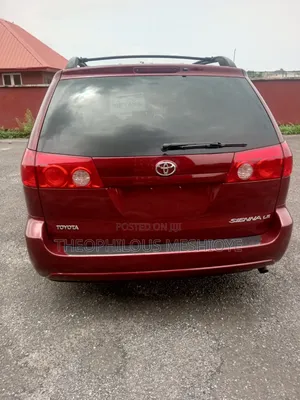 Toyota Sienna 2008 Red