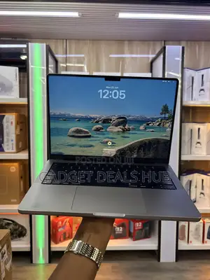 Laptop Apple MacBook Pro 2021 M1 16GB Apple M1 HDD+SSD 512GB