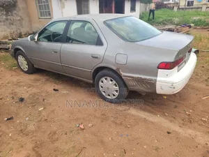 Toyota Camry Automatic 1999 Gray