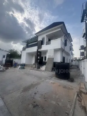 6bdrm Duplex in Wtc Estate, Enugu for sale
