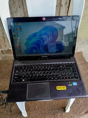 Laptop Lenovo IdeaPad Z580 8GB Intel Core i7 HDD 320GB