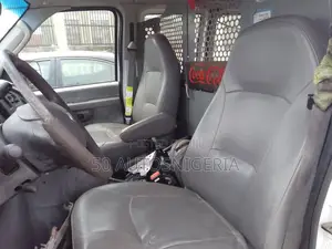 Ford E-250 2003 White