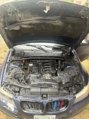 BMW 328i 2010 Blue