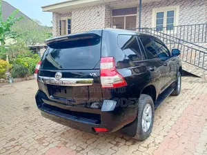Toyota Land Cruiser Prado 2018 Black