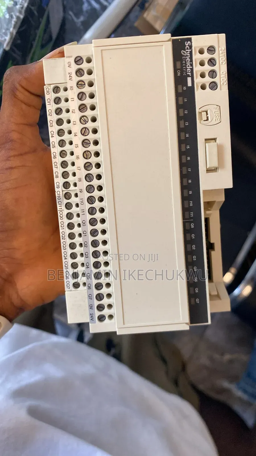 Schneider Power Supply
