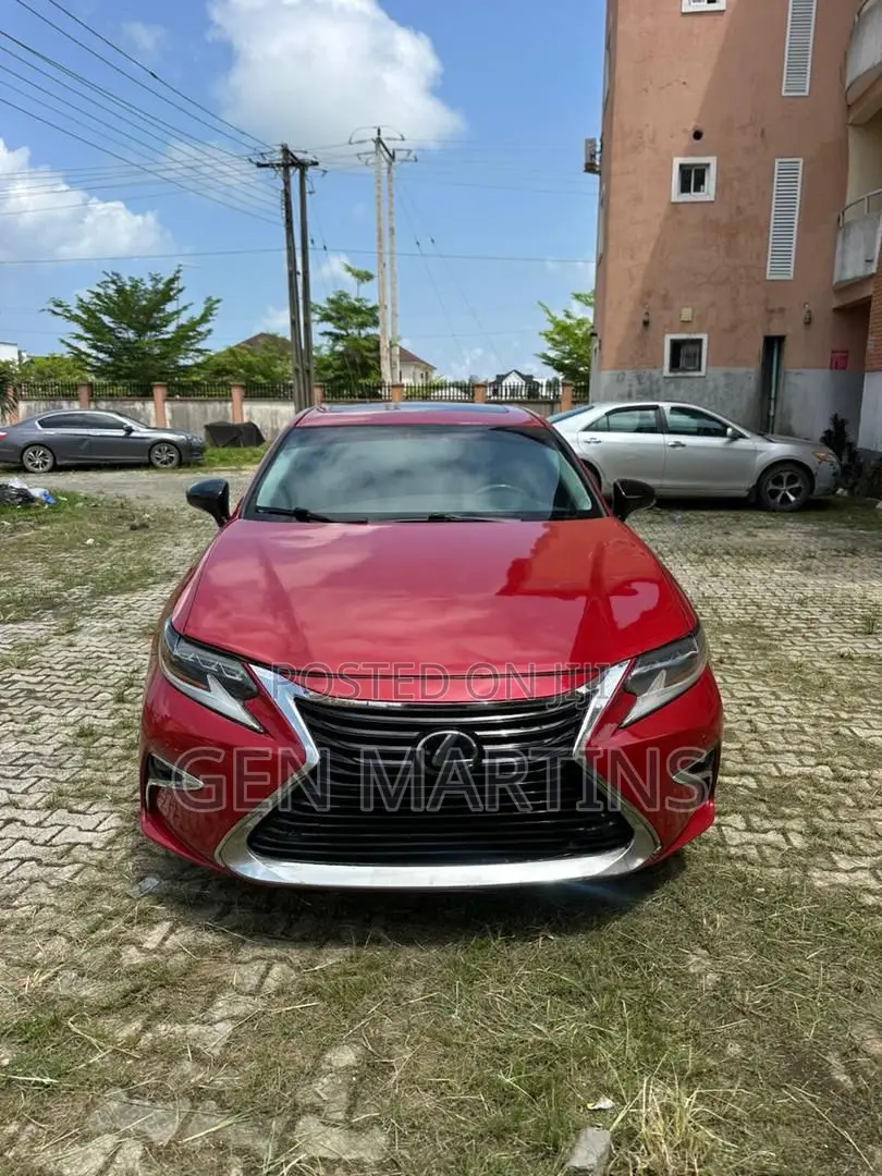 Lexus ES 2015 Red