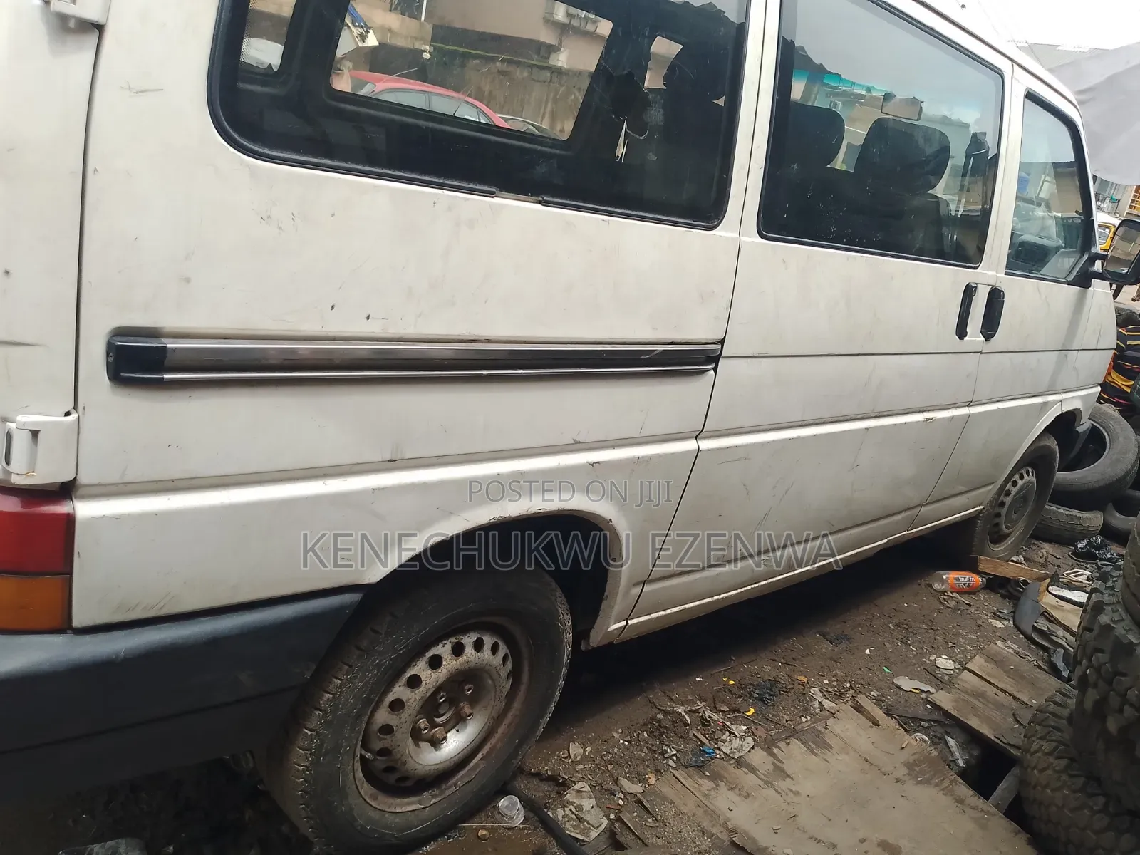 Volkswagen Transporter 2002 White