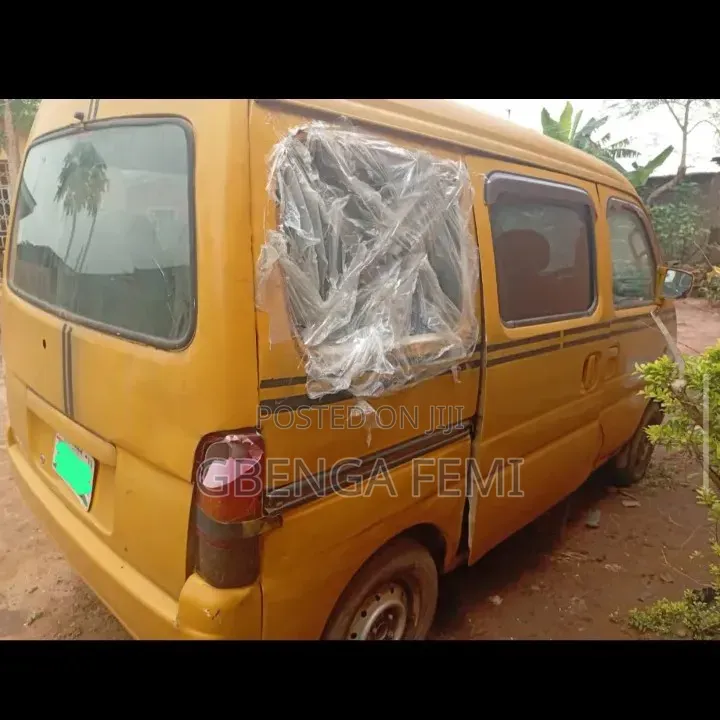 Suzuki Every 2008 Yellow