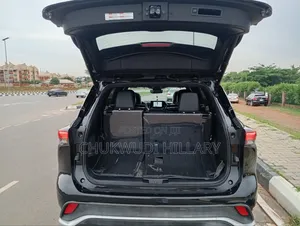 Toyota Highlander 2024 Black