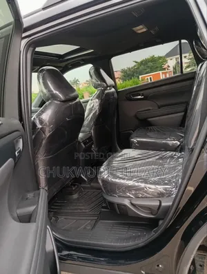 Toyota Highlander 2024 Black