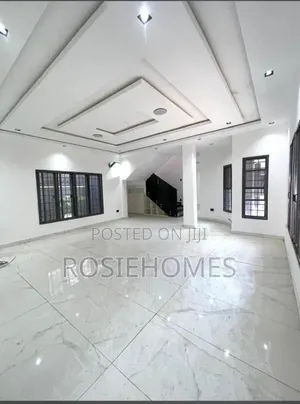 5bdrm Duplex in Lekki Phase 1 for rent