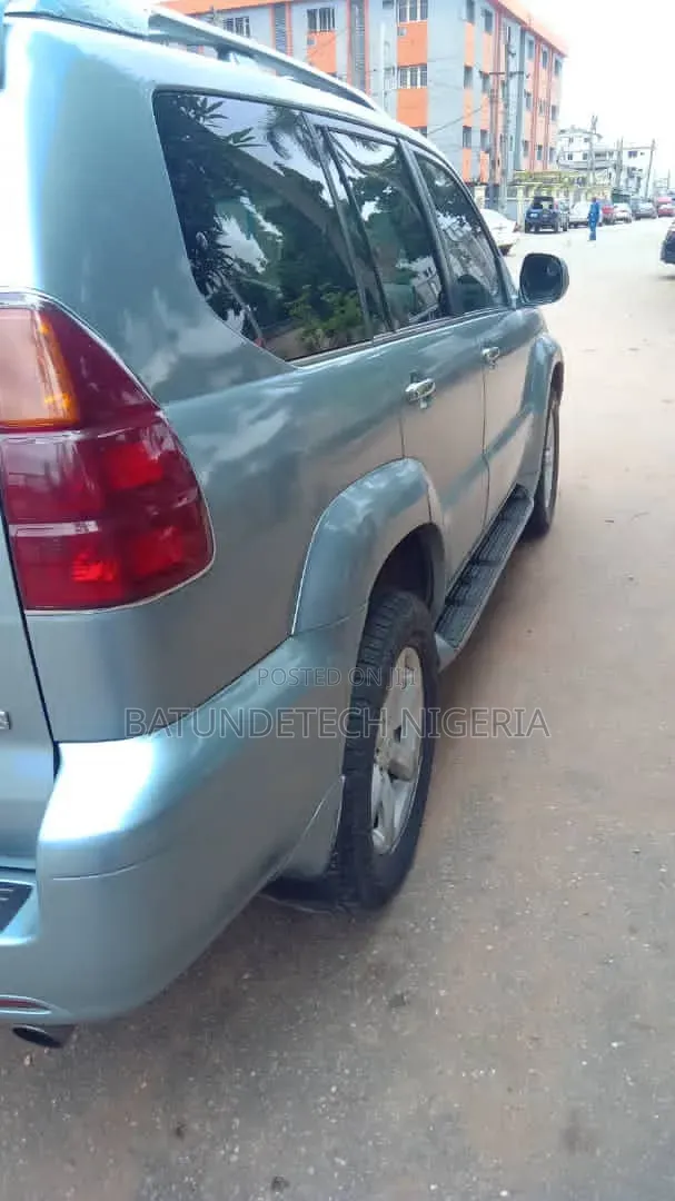 Lexus GX 470 2004 Gray