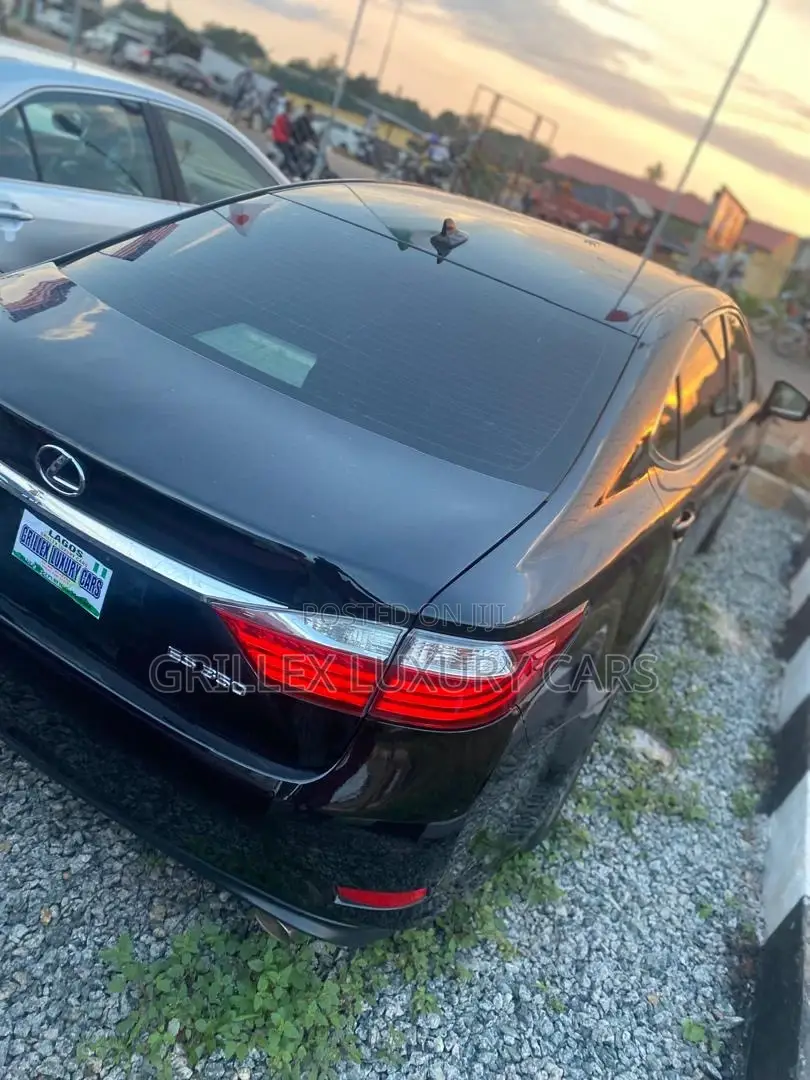 Lexus ES 350 FWD 2014 Black