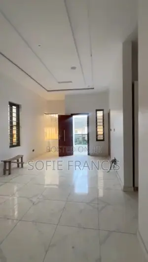 4bdrm Duplex in Thomas Estate for rent
