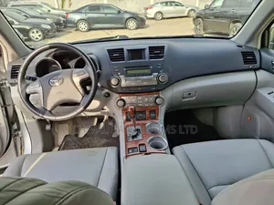 Toyota Highlander 2008 Silver