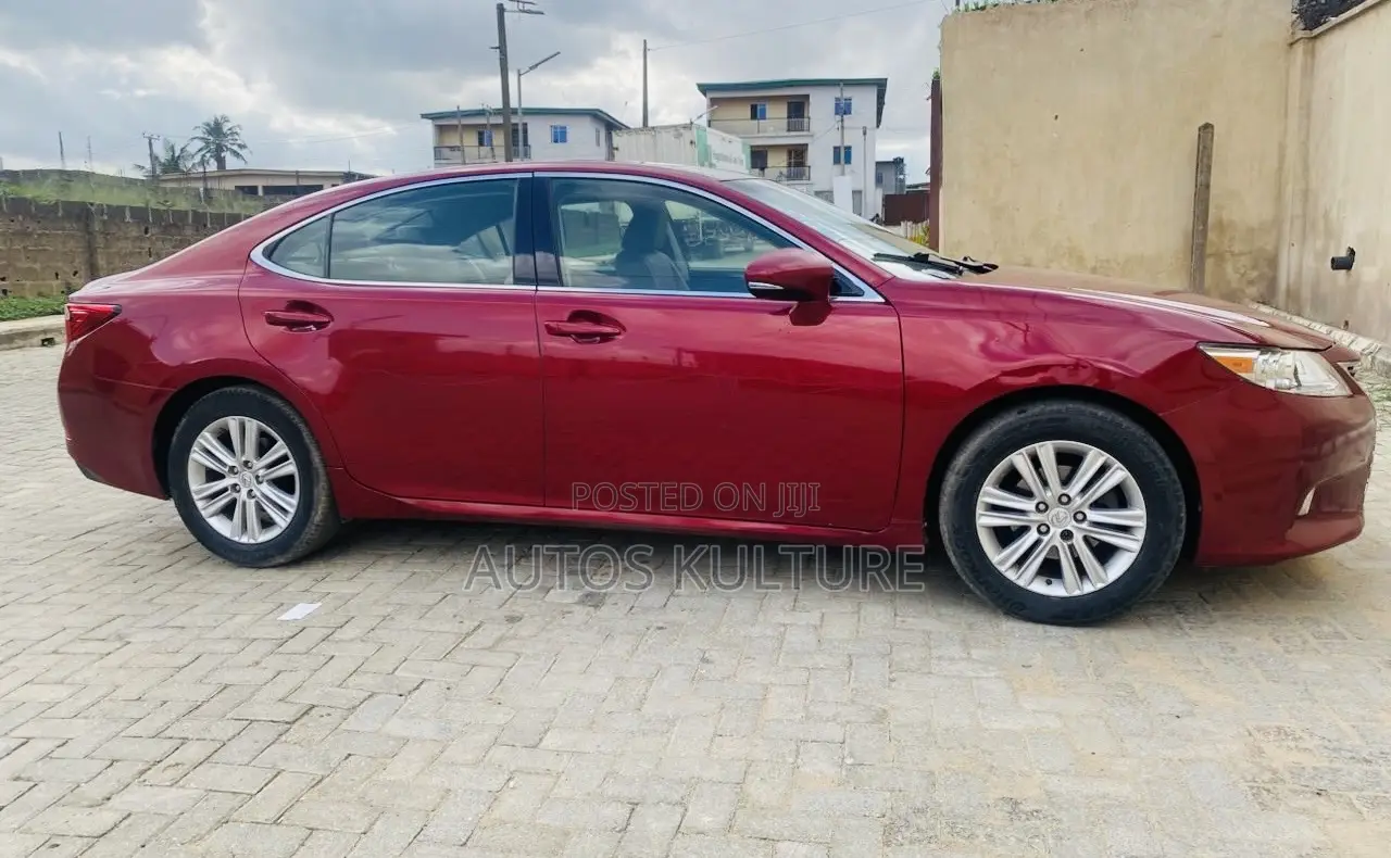 Lexus ES 2015 Burgundy