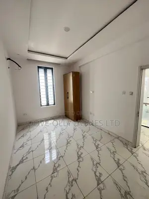 4bdrm Duplex in Ologolo, Lekki for rent