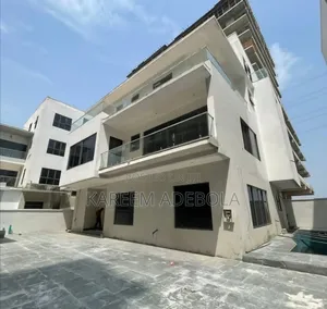 Furnished 6bdrm Duplex in Banana for sale