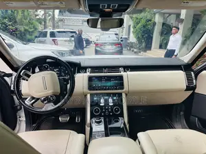 Land Rover Range Rover P400 SE SWB 2022 White