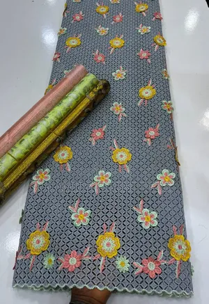 Gulpure Petals Lace