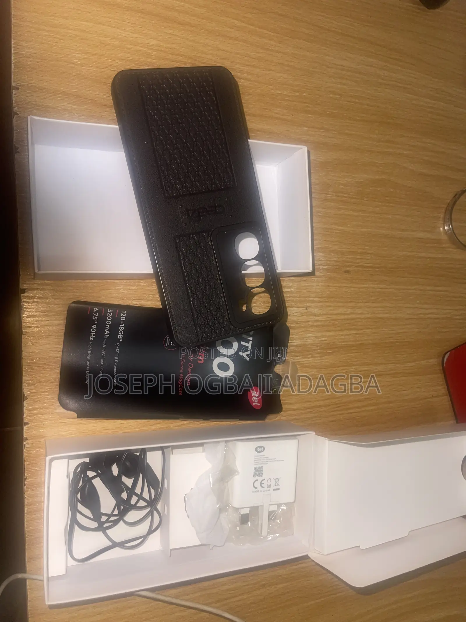 Itel City 100 128 GB Silver