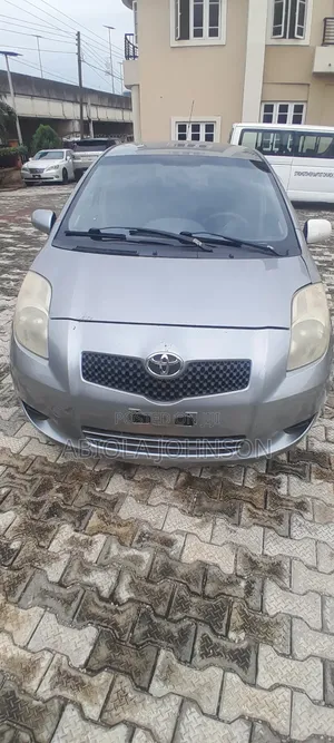 Toyota Yaris 2008 Silver