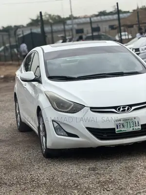 Hyundai Elantra 2013 White