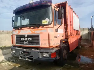 Just Cleared This May 2026 Compactor Mandiesel Truck 10bokts