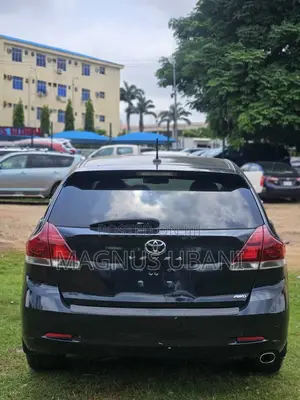 Toyota Venza LE AWD 2013 Blue