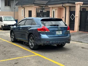 Toyota Venza 2011 Blue