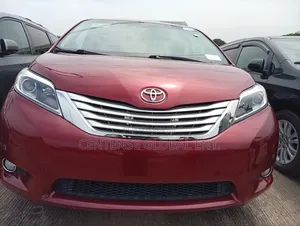 Toyota Sienna 2017 Red