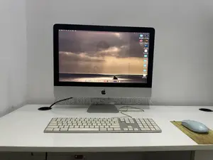 Desktop Computer Apple iMac 8GB Intel Core i5 HDD 1T