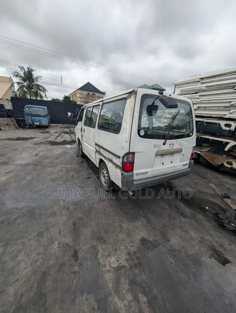 Mazda Bongo 2012 White