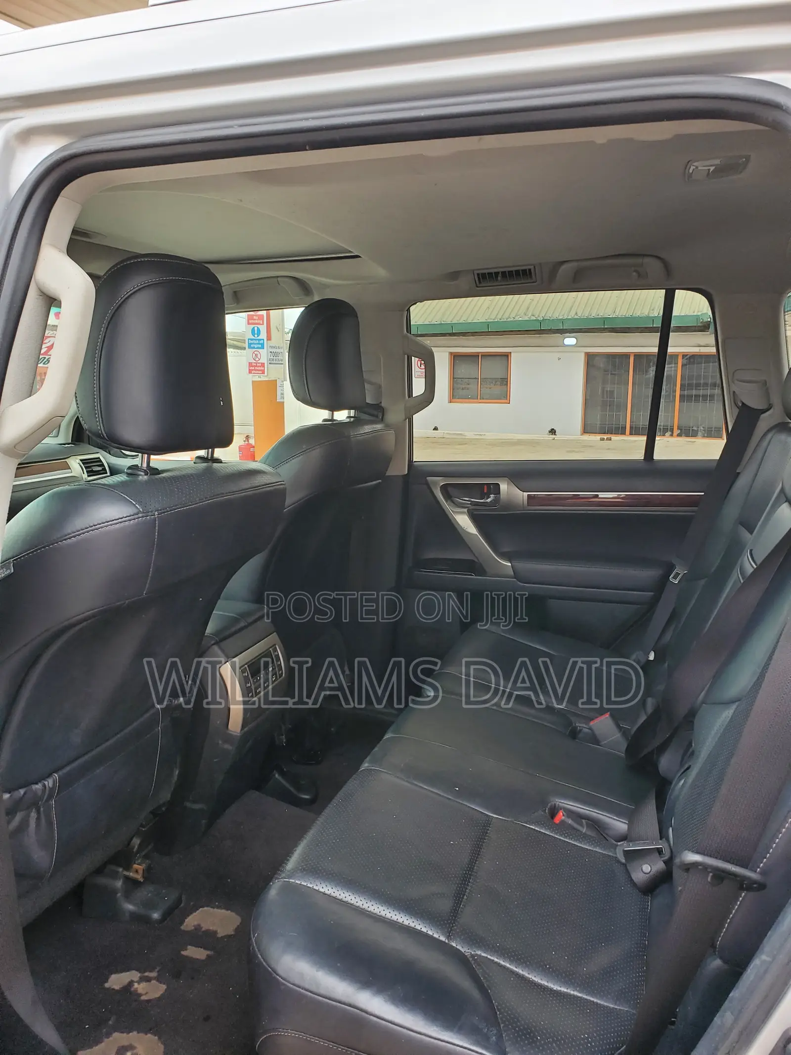 Lexus GX 2011 Silver