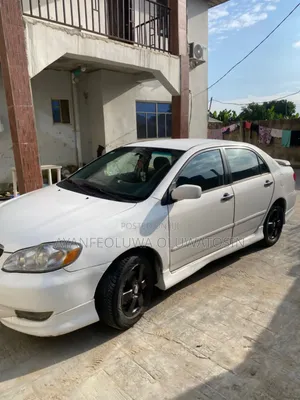 Toyota Corolla 2004 White