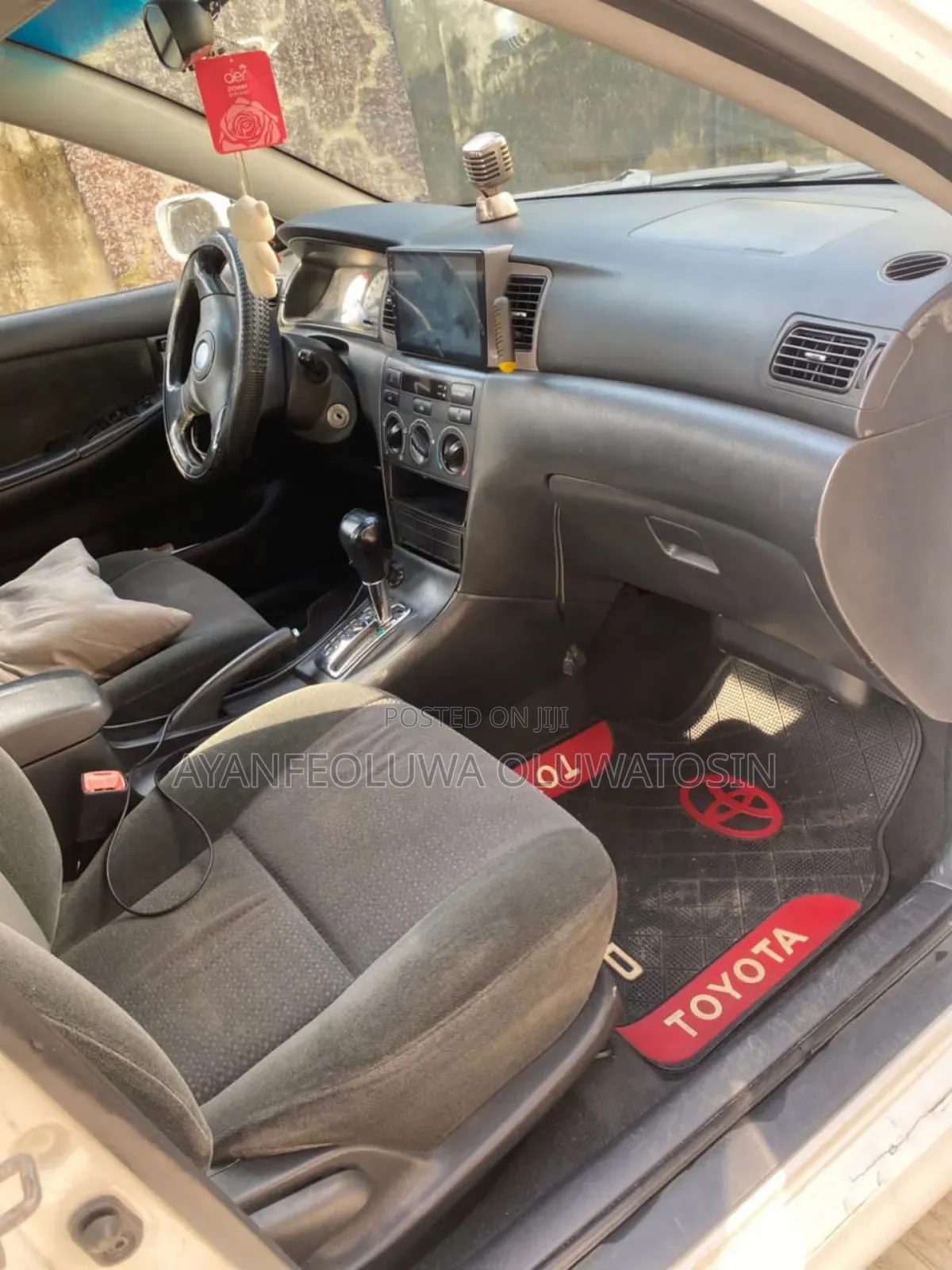 Toyota Corolla 2004 White