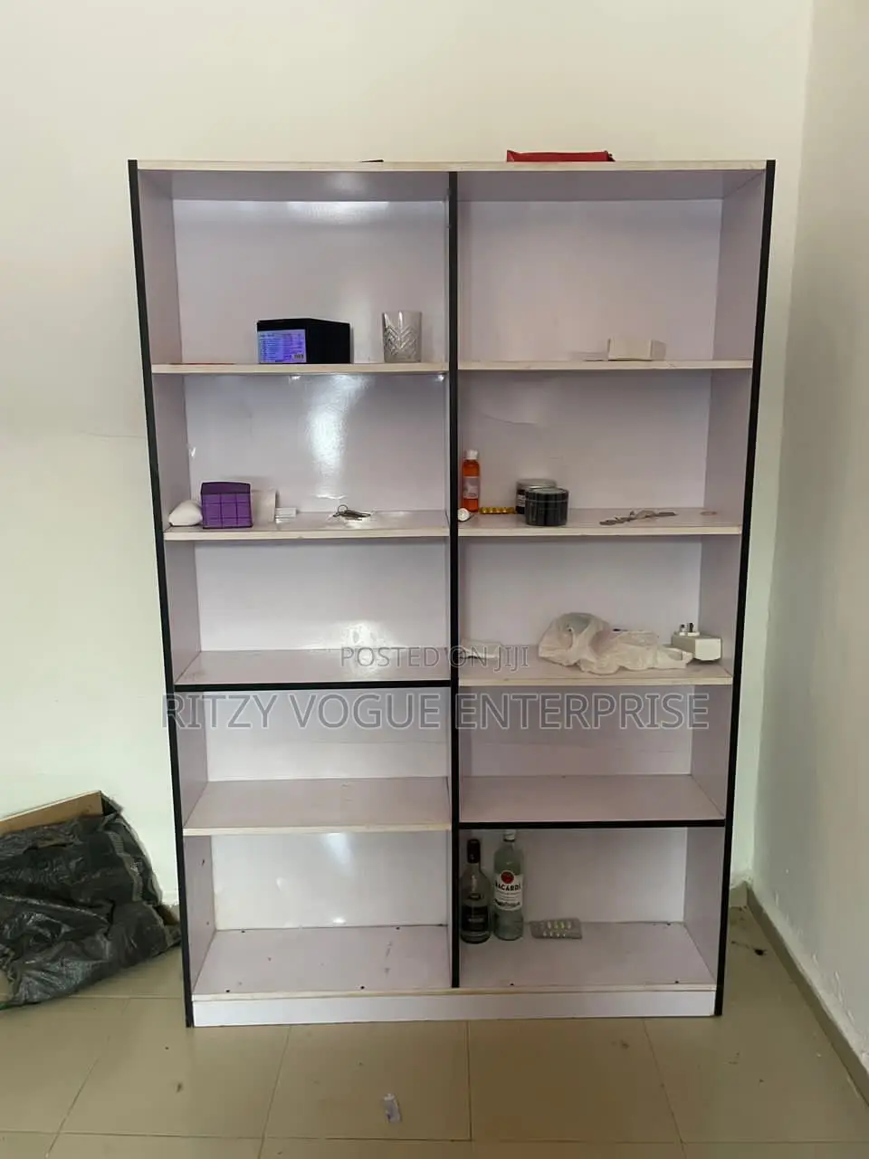 Store Shelf/Rack