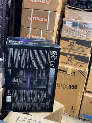 ￼
M Audio Bx5 D2 Powered Studio Monitors