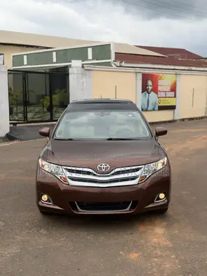 Toyota Venza V6 AWD 2010 Brown