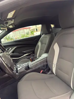 Chevrolet Camaro 2020 White
